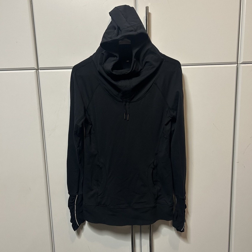 Lululemon Black Hooded Pullover Thumbhole Zip Pockets Athletic Top Womens XS